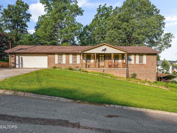 7853 Cedarcrest Rd, Knoxville, TN 37938
