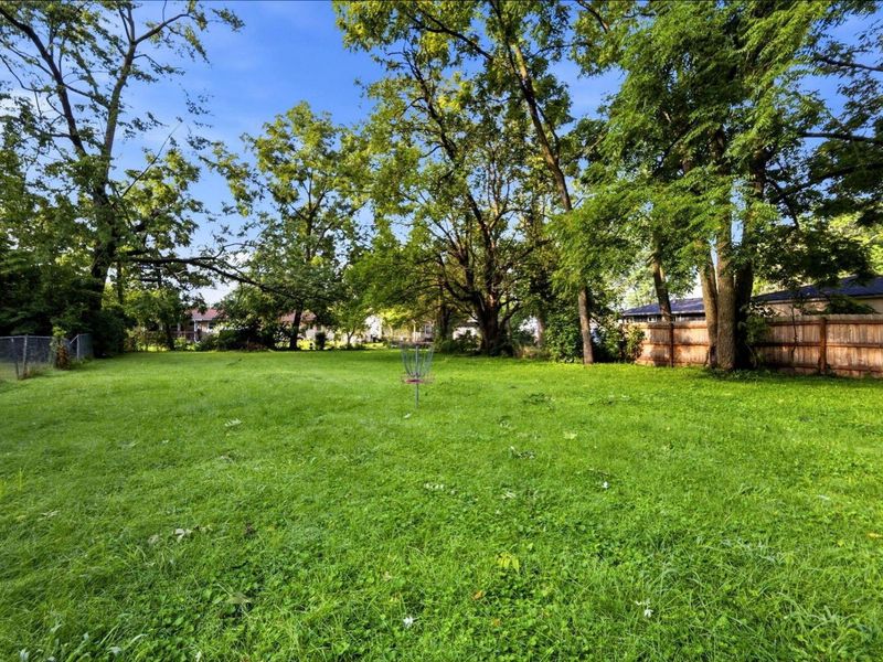 2097 Lehner Road , Columbus, OH 43224 Photo 11