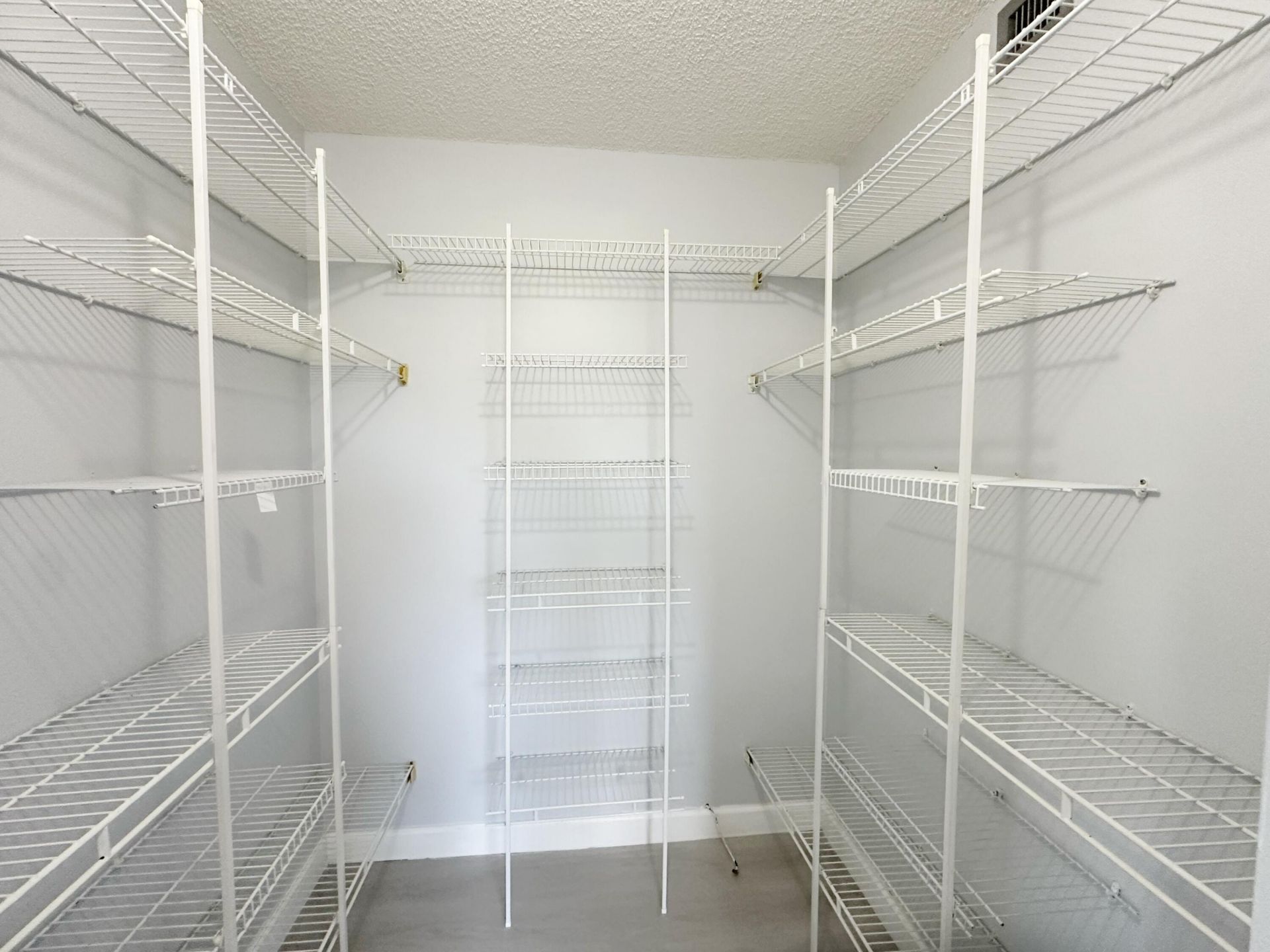 2220 N Cypress Bend Drive, Unit 503, Pompano Beach, FL 33069 Photo