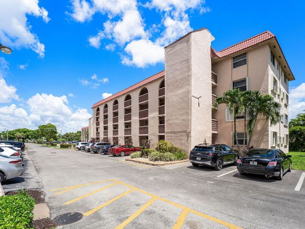 3251 Holiday Springs Boulevard, Unit 206, Margate, FL 33063