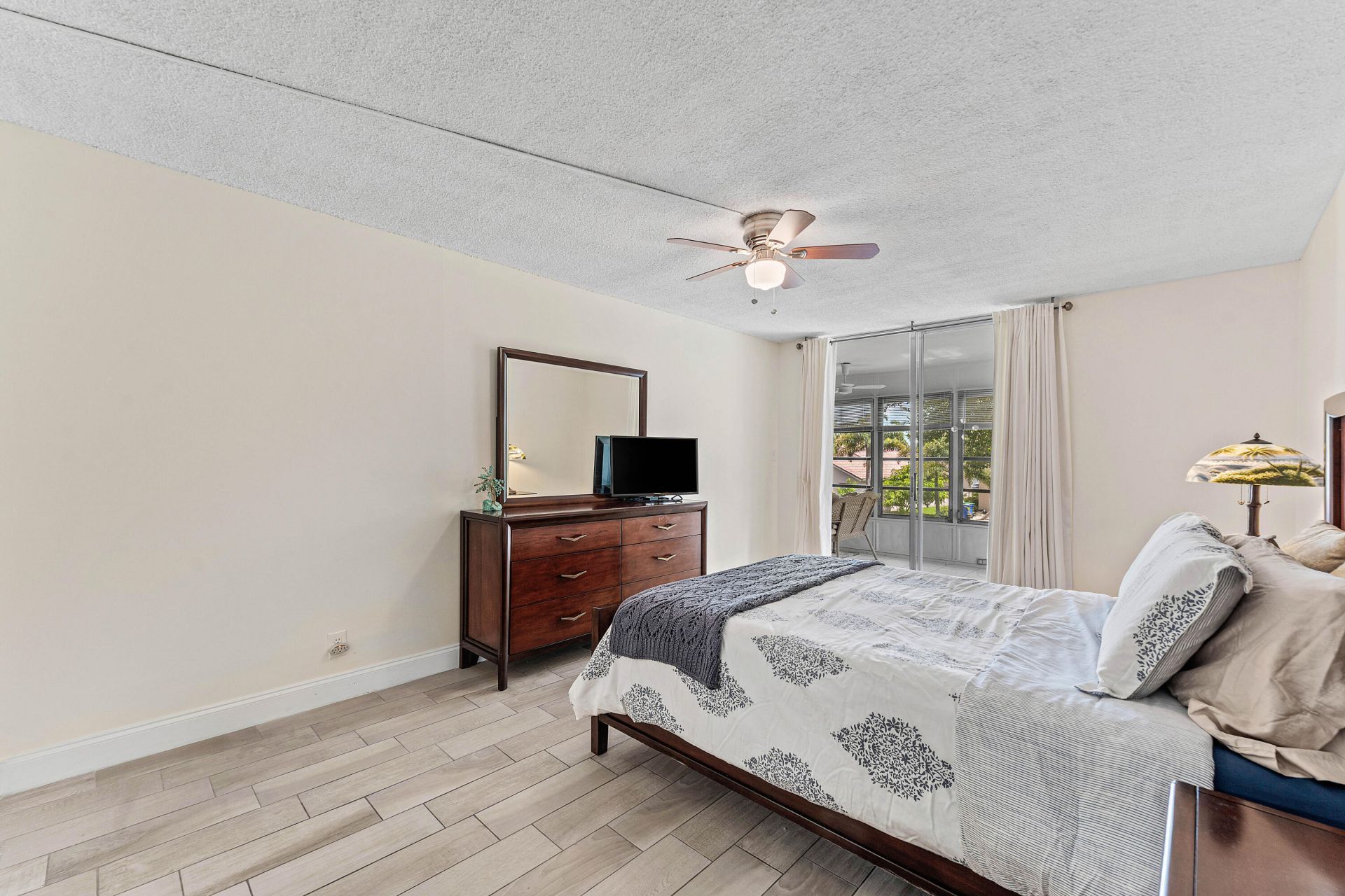 3251 Holiday Springs Boulevard, Unit 206, Margate, FL 33063 Photo