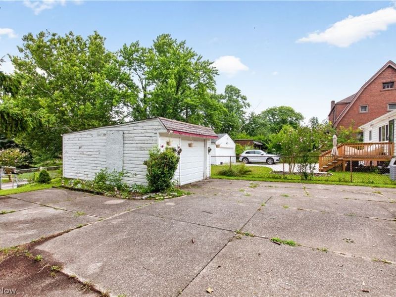 5984 Pearl Road, Parma Heights, OH 44130 Photo 31