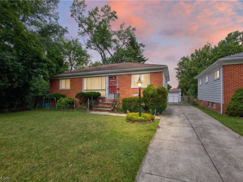 5984 Pearl Road, Parma Heights, OH 44130 Photo 4
