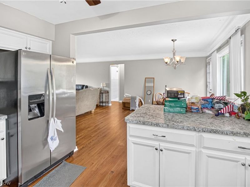 5984 Pearl Road, Parma Heights, OH 44130 Photo 8