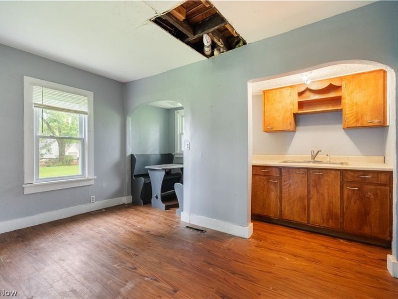 555 W New York Avenue, Sebring, OH 44672 Photo 14