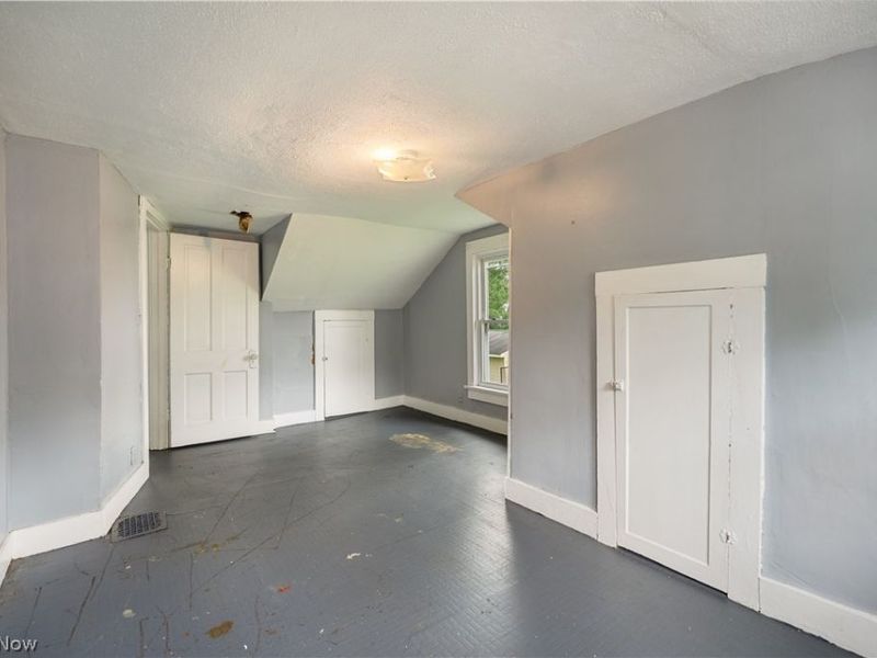 555 W New York Avenue, Sebring, OH 44672 Photo 21