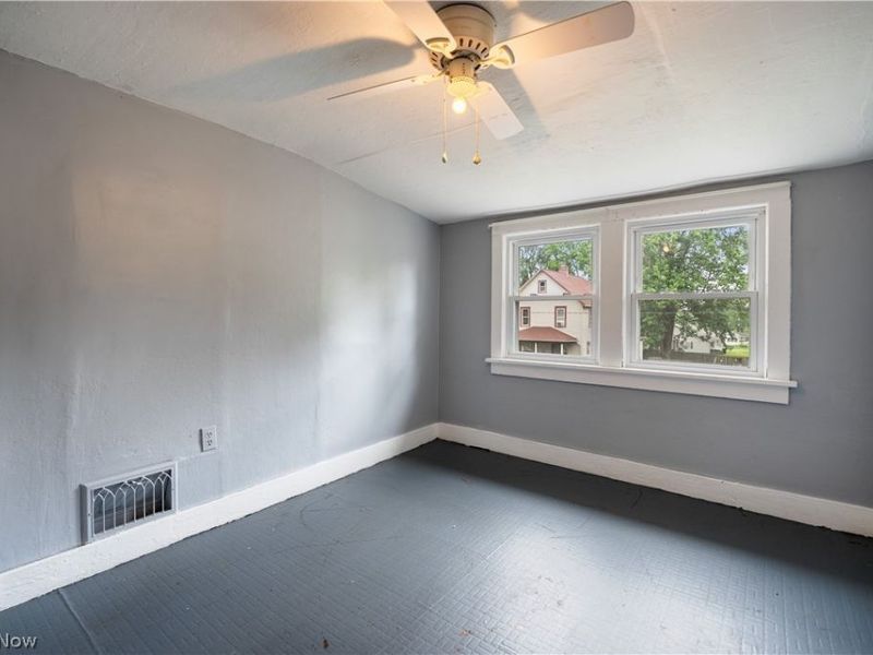 555 W New York Avenue, Sebring, OH 44672 Photo 27