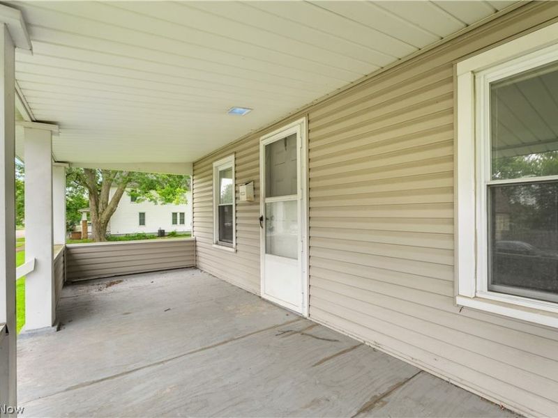 555 W New York Avenue, Sebring, OH 44672 Photo 9