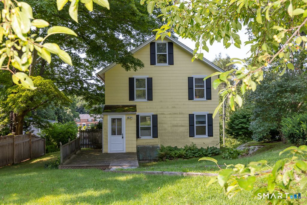 49 Essex, Deep River, CT 06417 Main Photo