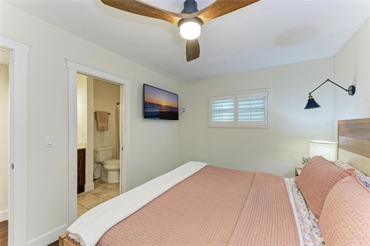 5320 Gulf Of Mexico Drive , Unit 204, Longboat Key, FL 34228 Photo