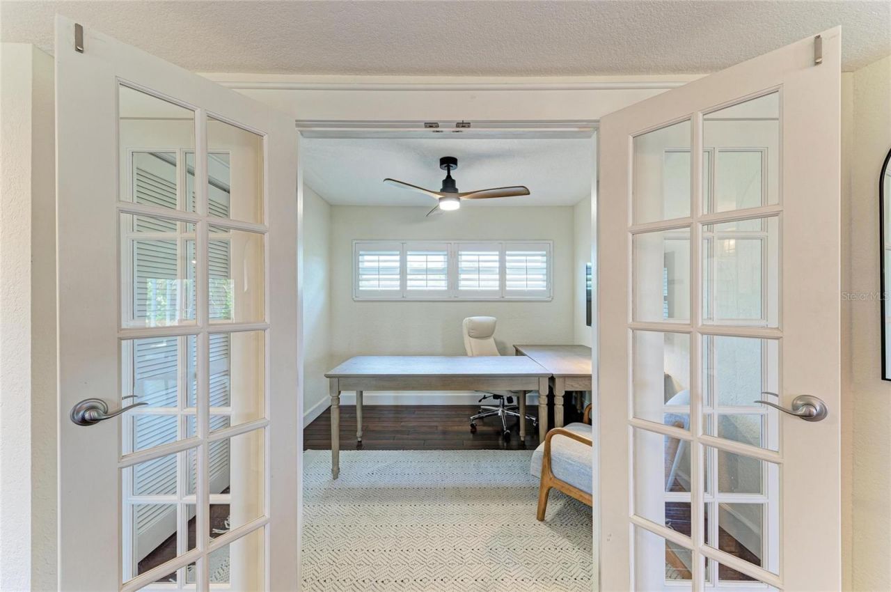 5320 Gulf Of Mexico Drive , Unit 204, Longboat Key, FL 34228 Photo