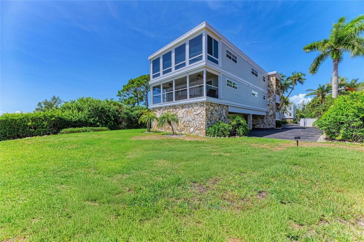 5320 Gulf Of Mexico Drive , Unit 204, Longboat Key, FL 34228 Photo