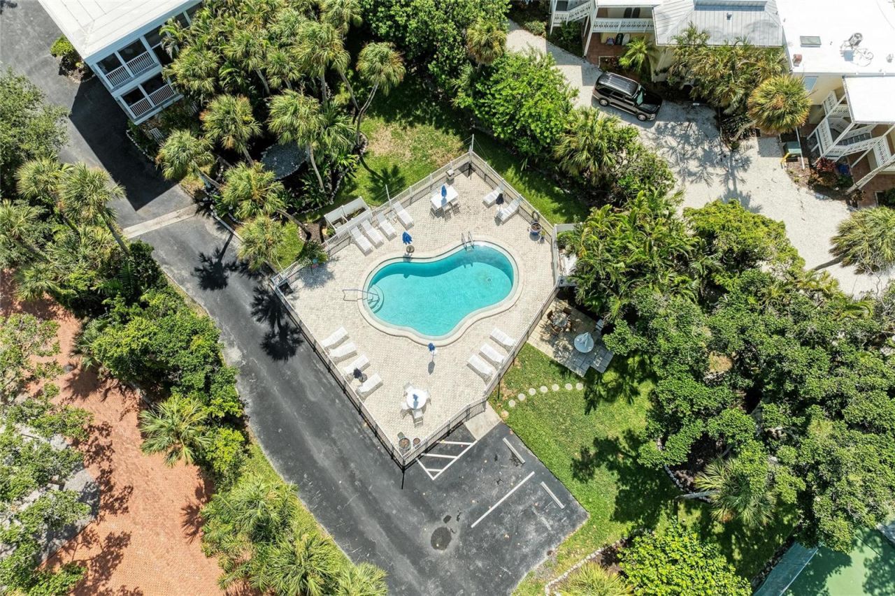 5320 Gulf Of Mexico Drive , Unit 204, Longboat Key, FL 34228 Photo