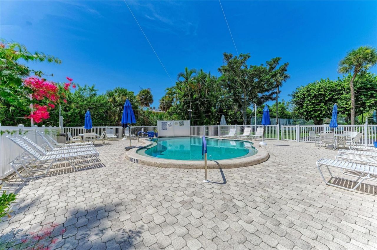 5320 Gulf Of Mexico Drive , Unit 204, Longboat Key, FL 34228 Photo