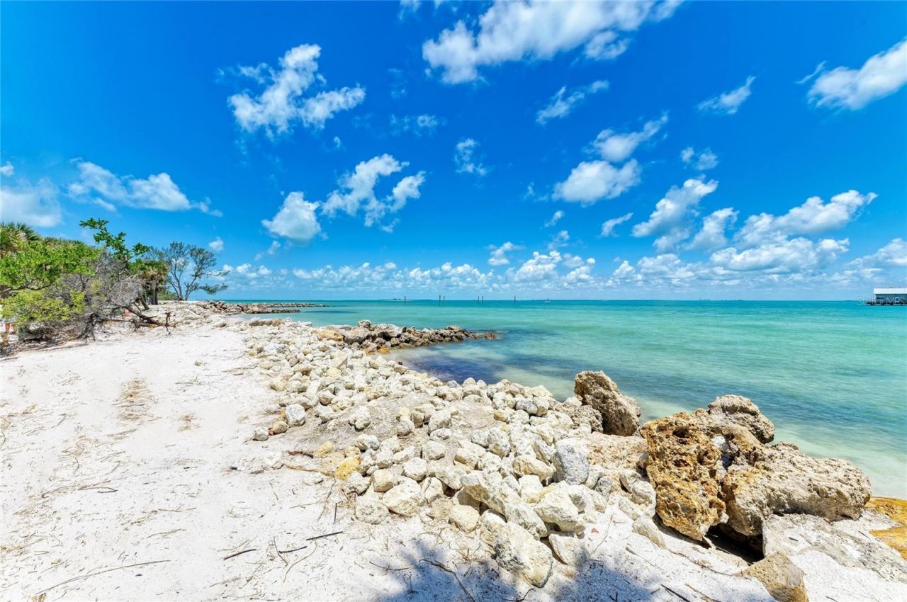 5320 Gulf Of Mexico Drive , Unit 204, Longboat Key, FL 34228 Photo
