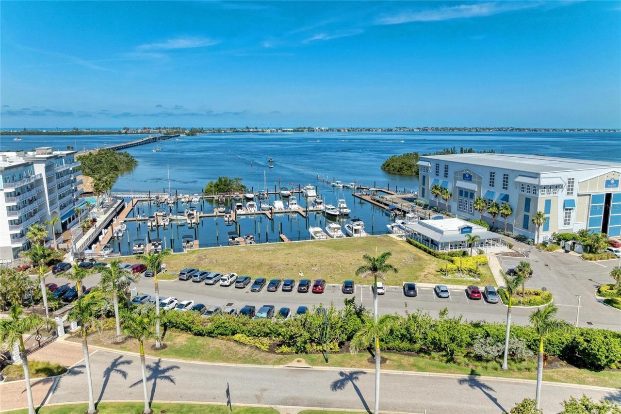 5320 Gulf Of Mexico Drive , Unit 204, Longboat Key, FL 34228 Photo