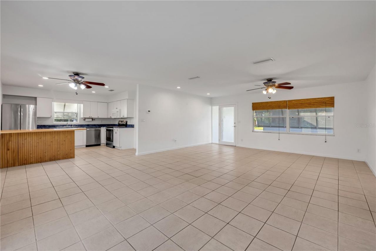13 Hillside Drive, New Smyrna Beach, FL 32169 Photo