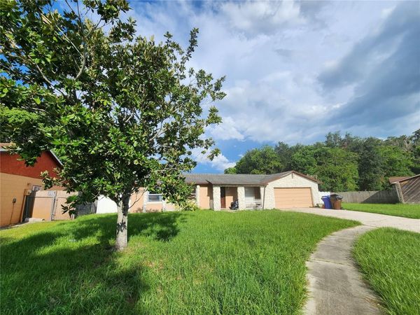 2457 LYNX COURT , KISSIMMEE, FL 34744