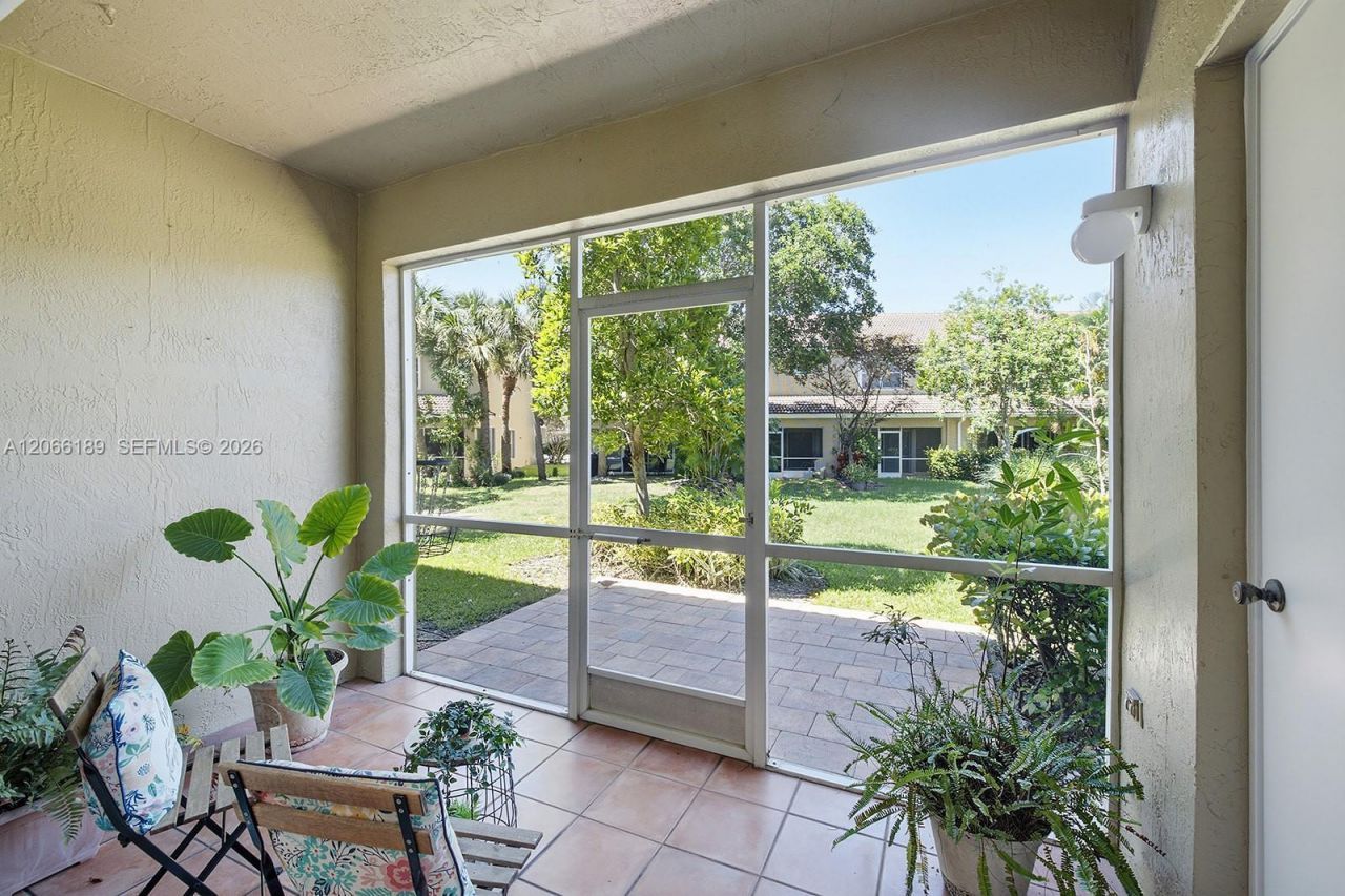 12135 SW 3rd St , Pembroke Pines, FL 33025 Photo