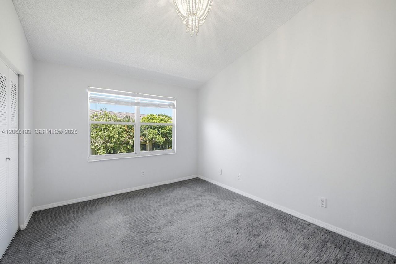 12135 SW 3rd St , Pembroke Pines, FL 33025 Photo