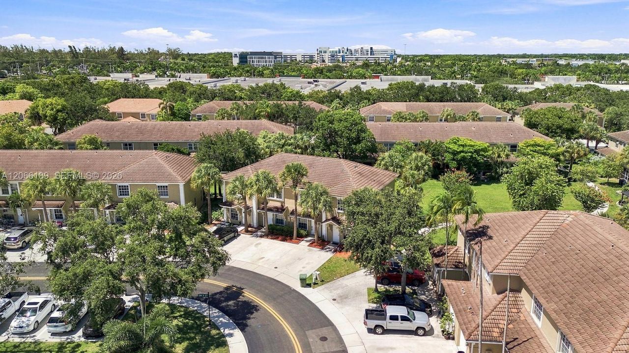 12135 SW 3rd St , Pembroke Pines, FL 33025 Photo