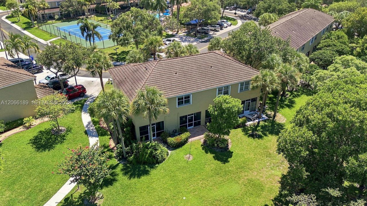 12135 SW 3rd St , Pembroke Pines, FL 33025 Photo