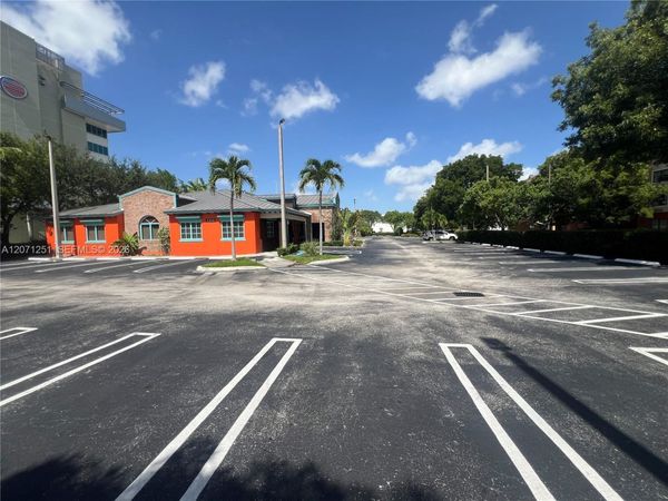 2255 NW 87th Ave , Doral, FL 33172