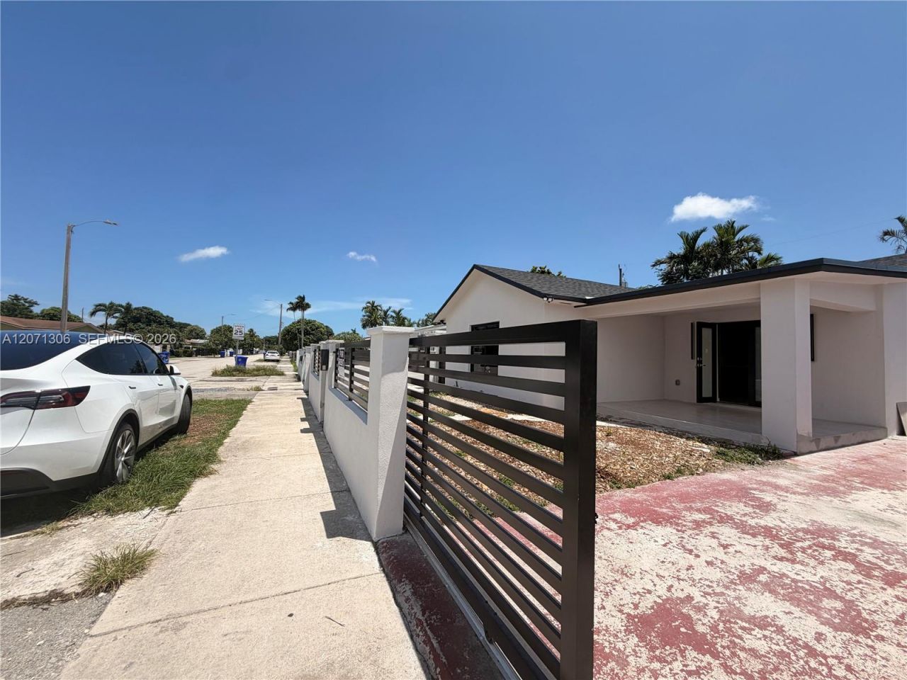 3680 NW 16th St, Miami, FL 33125 Photo