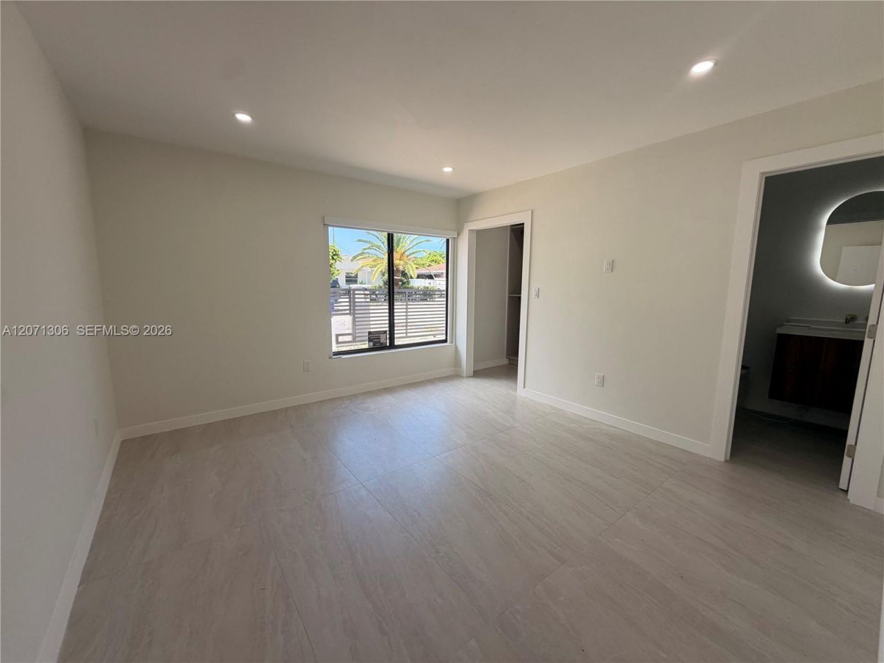 3680 NW 16th St, Miami, FL 33125 Photo