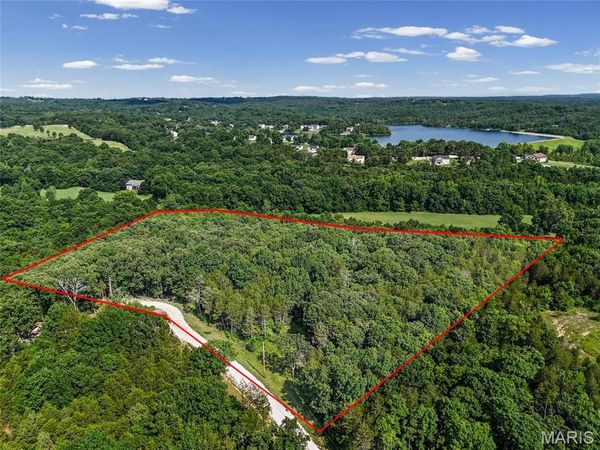 1633 Hawkwood Trail , De Soto, MO 63020