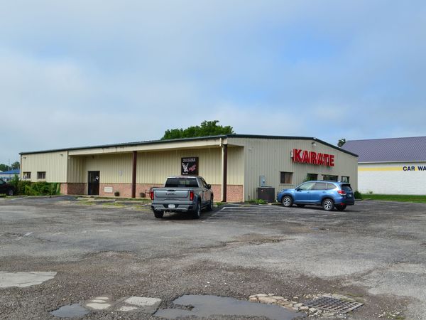 543 Bridge Street , Mooresville, IN 46158