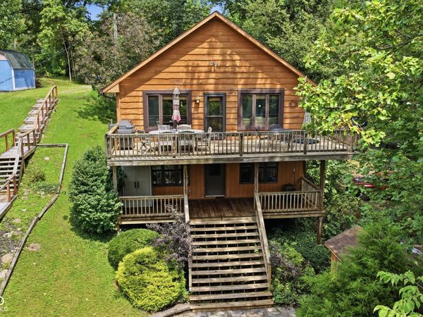 611 W Fleming Drive , Nineveh, IN 46164