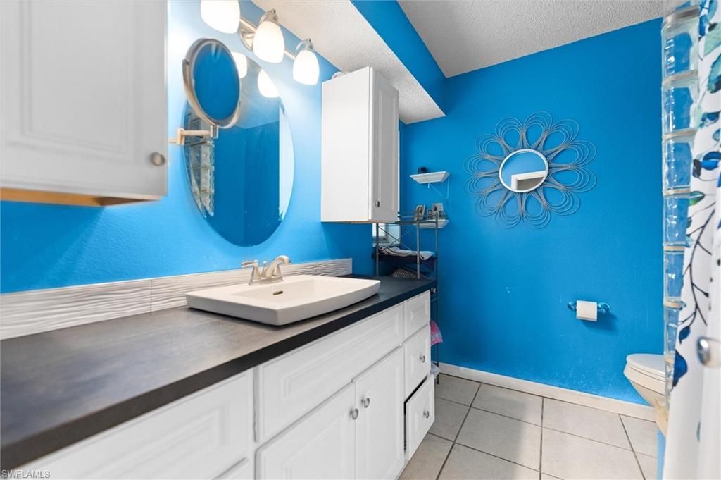 918 Mckinley Ave , Lehigh Acres, FL 33972 Photo