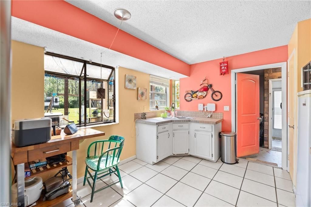 918 Mckinley Ave , Lehigh Acres, FL 33972 Photo