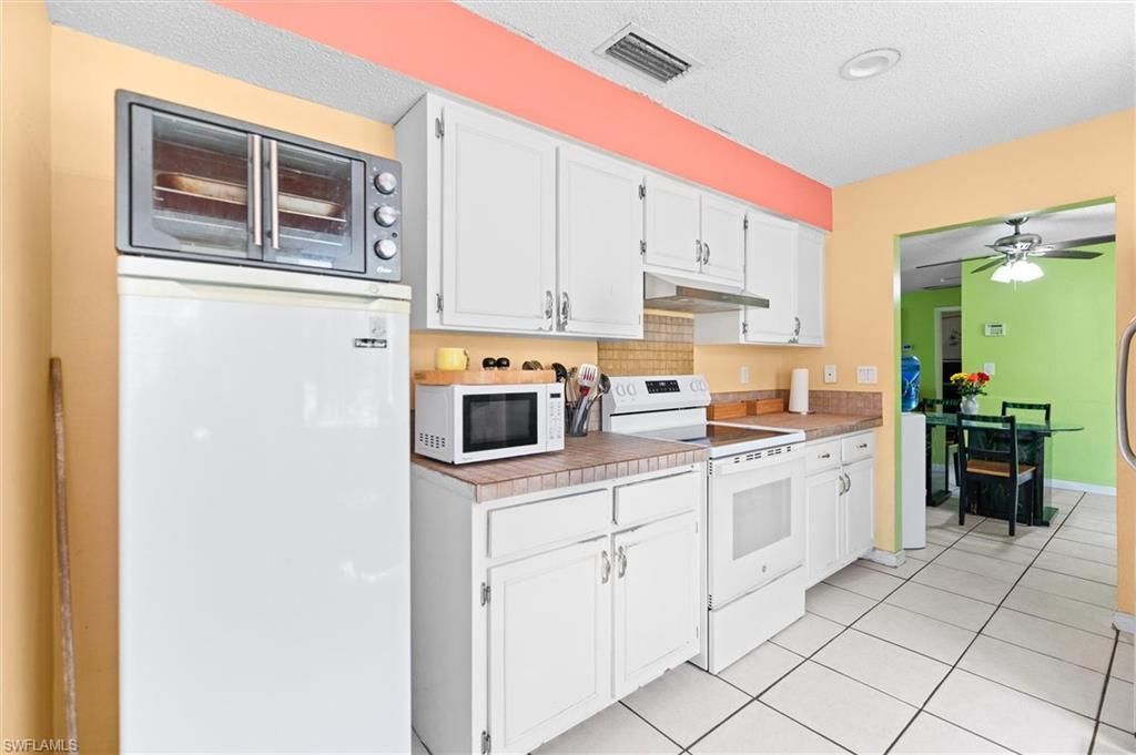 918 Mckinley Ave , Lehigh Acres, FL 33972 Photo