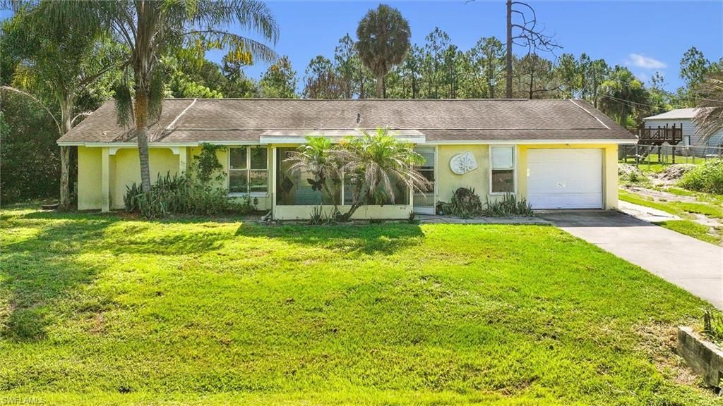 918 Mckinley Ave , Lehigh Acres, FL 33972 Photo