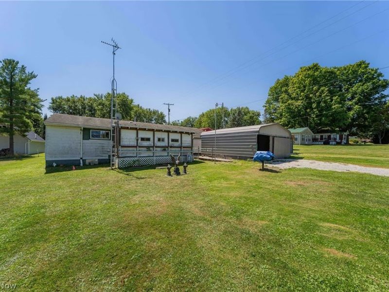 7018 Pymatuning Lake Road, Andover, OH 44003 Photo 2