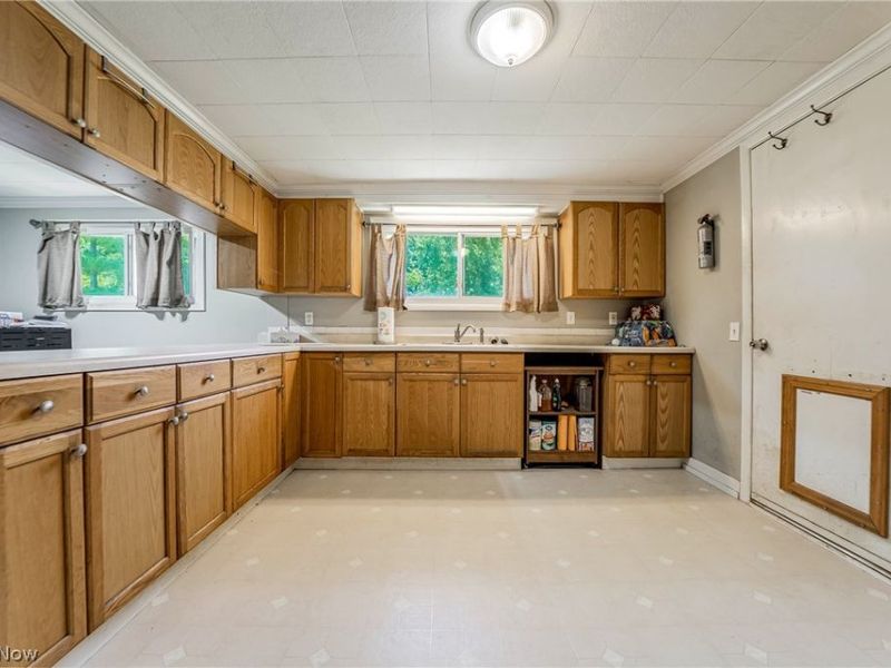 7018 Pymatuning Lake Road, Andover, OH 44003 Photo 6