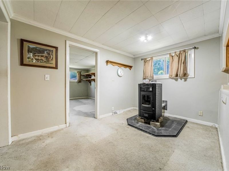 7018 Pymatuning Lake Road, Andover, OH 44003 Photo 9