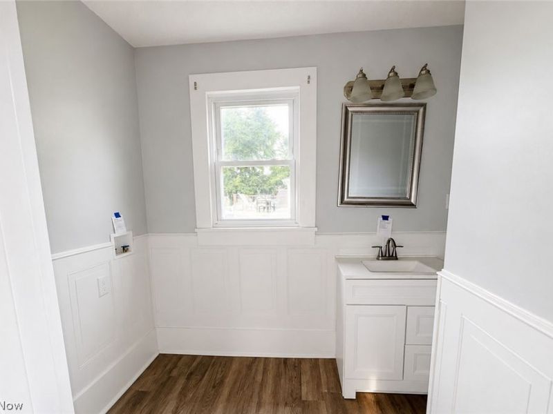 30 E Channel Street, Newark, OH 43055 Photo 6