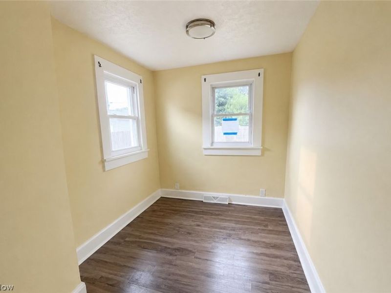 30 E Channel Street, Newark, OH 43055 Photo 8