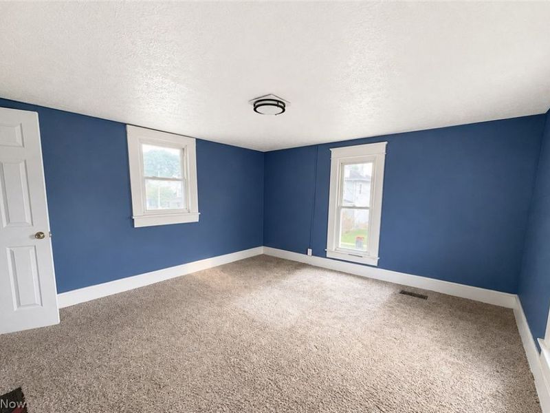 30 E Channel Street, Newark, OH 43055 Photo 9