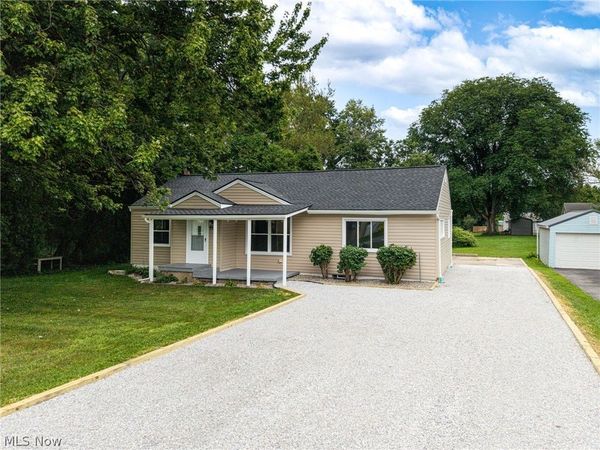 2981 Cormany Road , Akron, OH 44319