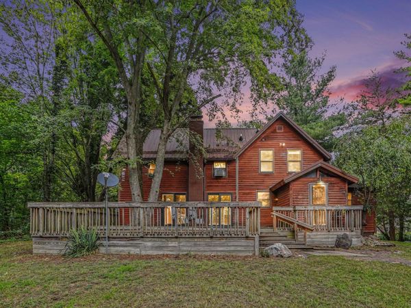 1746 104th Avenue, Otsego, MI 49078