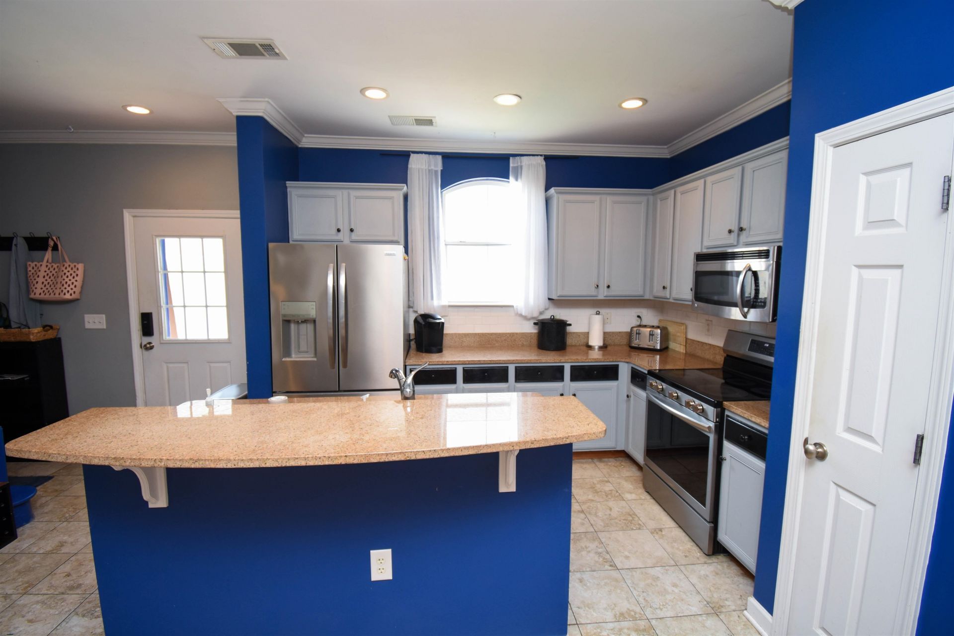 3564 Alexandria Ave. Photo 8