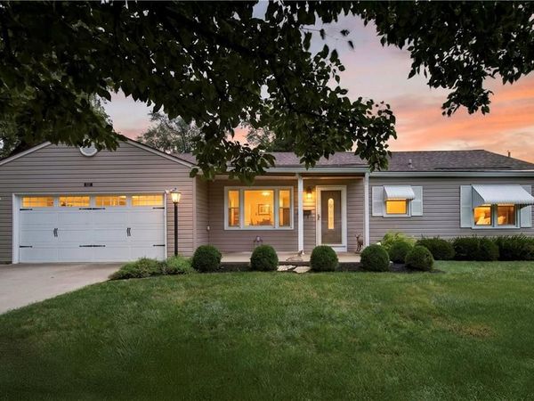 8217 Barkley Lane, Overland Park, KS 66204