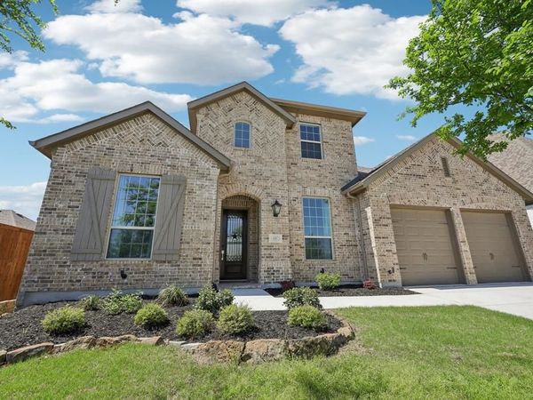 4101 Hawthorn Drive, Aubrey, TX 76227
