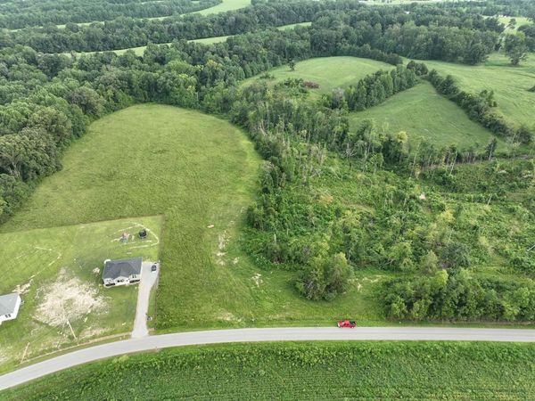 911 Concord Church Road , Scottsville, KY 42164