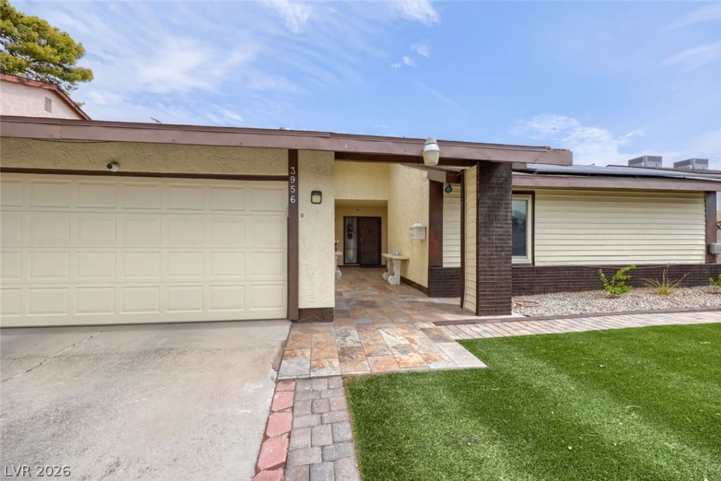 3956 Green Leaf Drive, Las Vegas, NV 89120 Main Photo