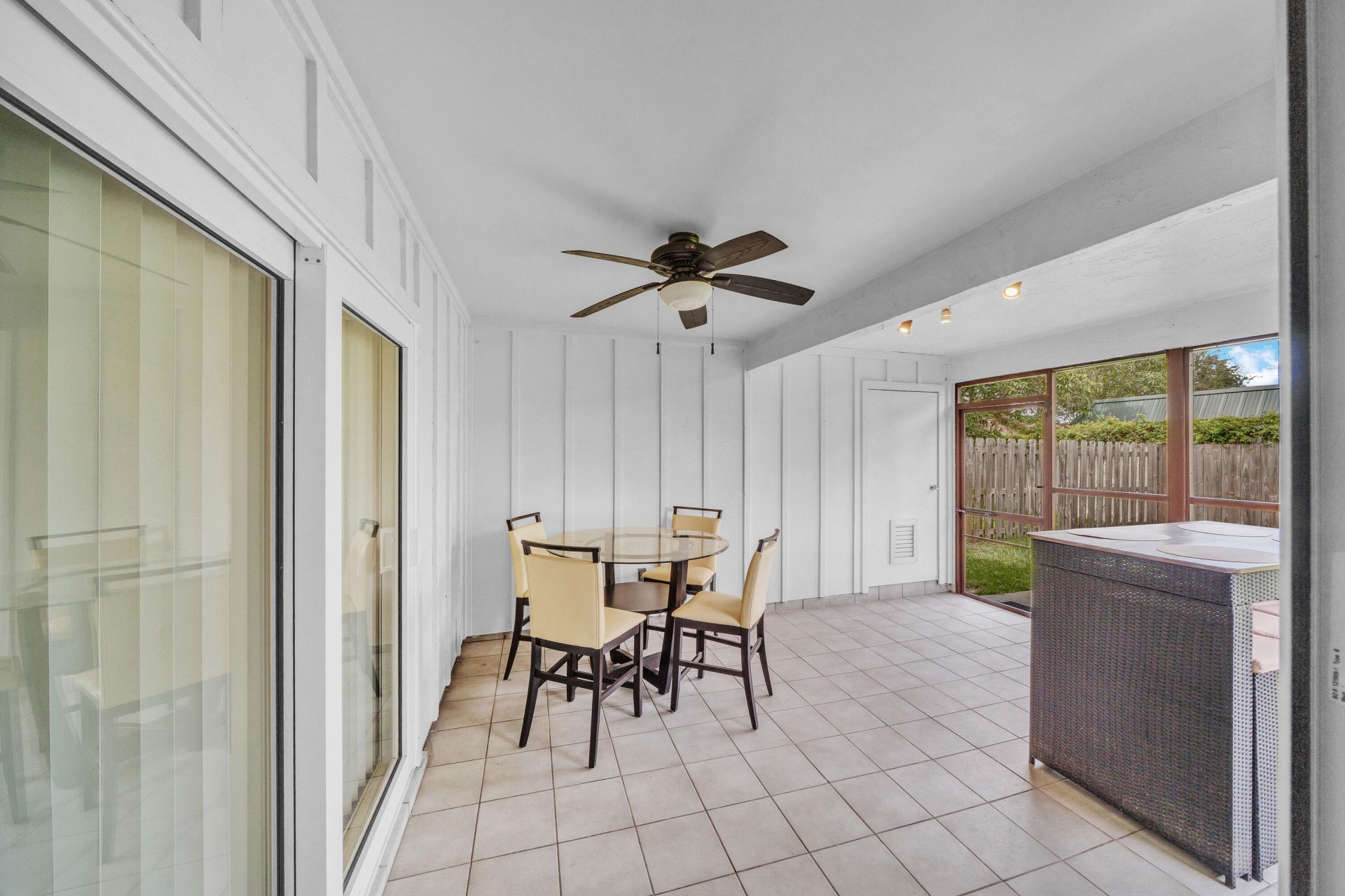 1350 Riverside Circle, Unit 2, Wellington, FL 33414 Photo